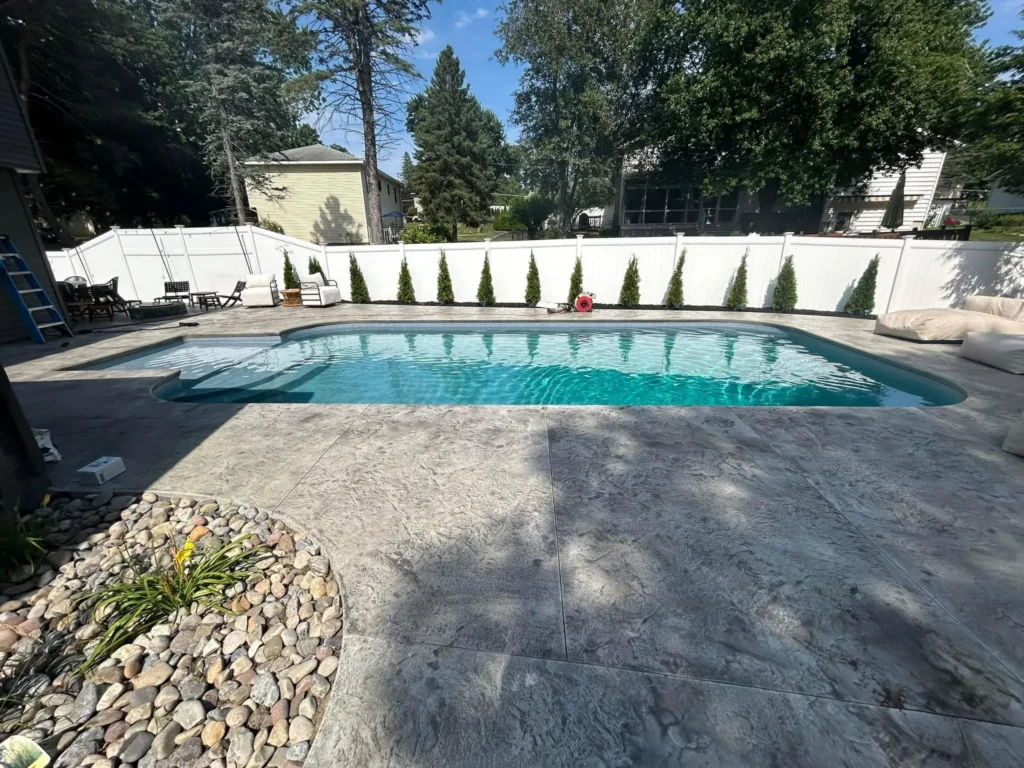 Liner-replacement-and-concrete-pool-deck-Latham-NY-1